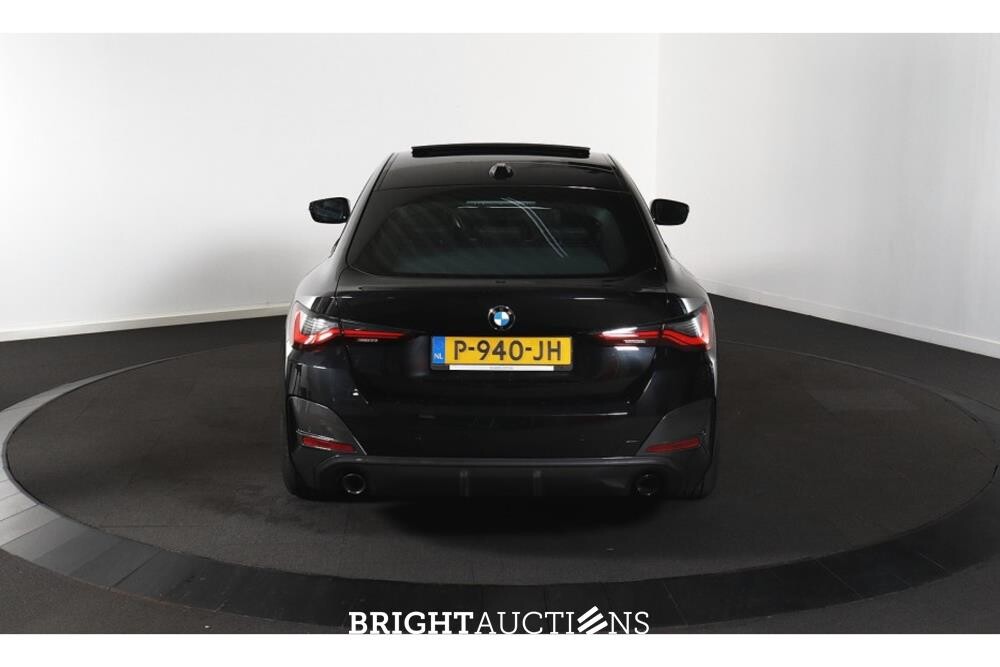 BMW 4 Serie 420 i Business Edition Plus 183pk 2022 (Origineel-NL), P-940-JH