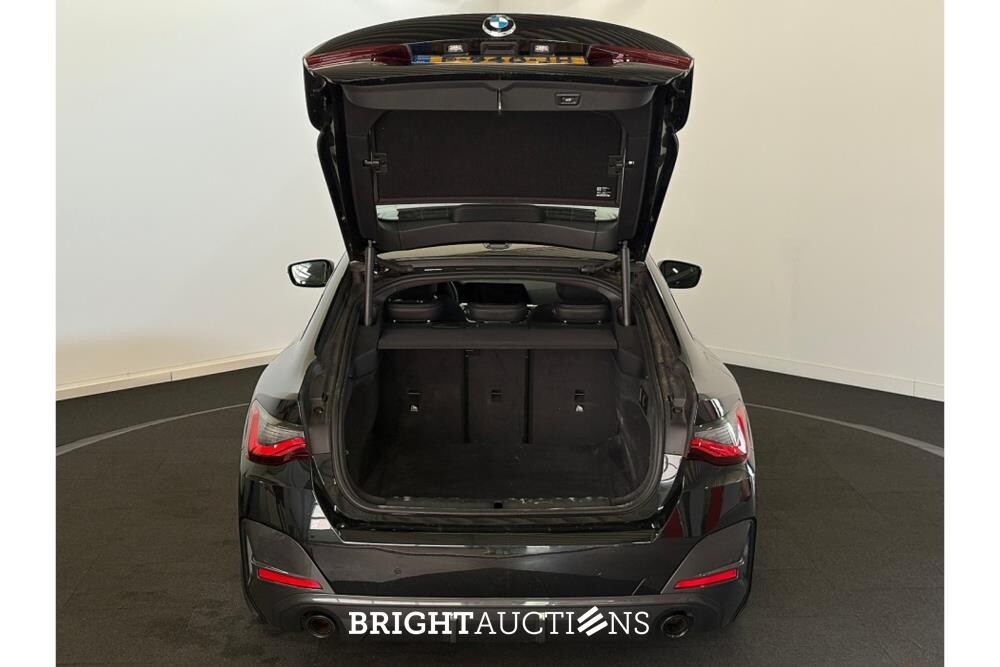 BMW 4 Serie 420 i Business Edition Plus 183pk 2022 (Origineel-NL), P-940-JH