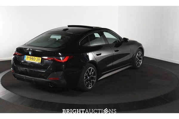 BMW 4 Serie 420 i Business Edition Plus 183pk 2022 (Origineel-NL), P-940-JH