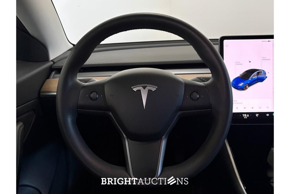 Tesla Model 3 Standard RWD Plus 60 kWh 238pk 2020 (Origineel-NL), K-748-GL