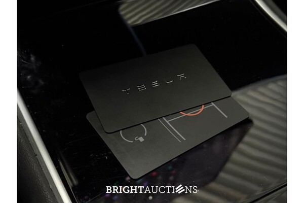 Tesla Model 3 Standard RWD Plus 60 kWh 238pk 2020 (Origineel-NL), K-748-GL