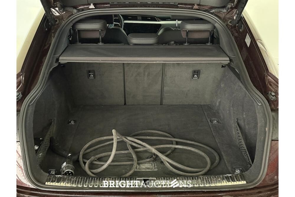 Audi Q8 55 S Edition Quattro 115 kWh 408pk 2023 (Origineel-NL), X-750-HL