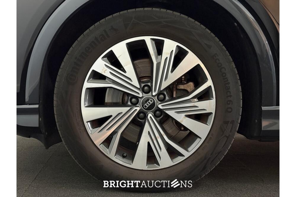 Audi Q4 40 Advanced edition 77 kWh 204pk 2022 (Origineel-NL), P-242-HB