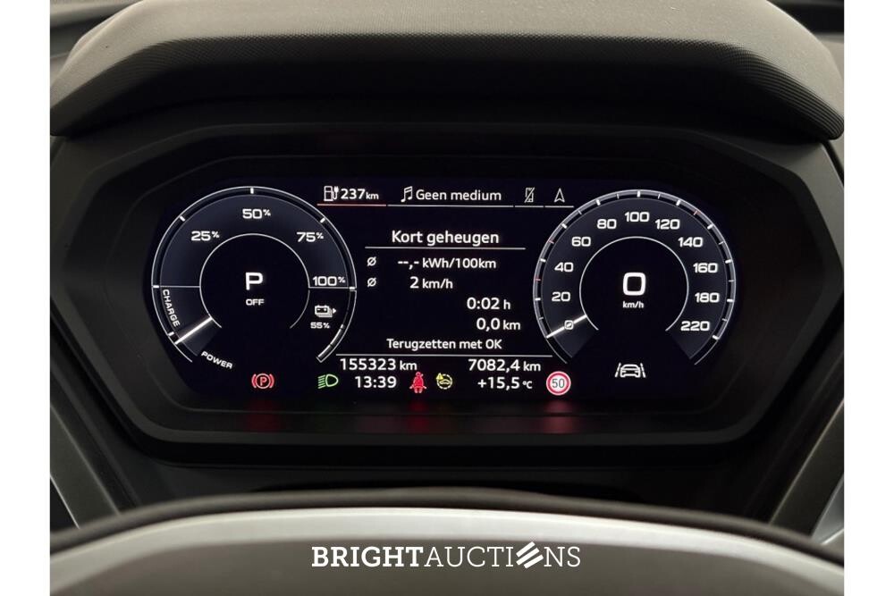 Audi Q4 40 Advanced edition 77 kWh 204hp 2022 (Original-NL), P-242-HB