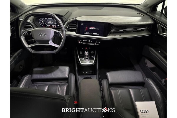 Audi Q4 40 Advanced edition 77 kWh 204pk 2022 (Origineel-NL), P-242-HB