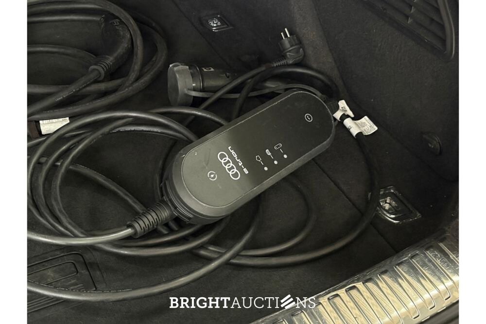 Audi e-tron 55 Advanced edition Quattro 95 kWh 408pk 2021 (Origineel-NL), N-537-VD