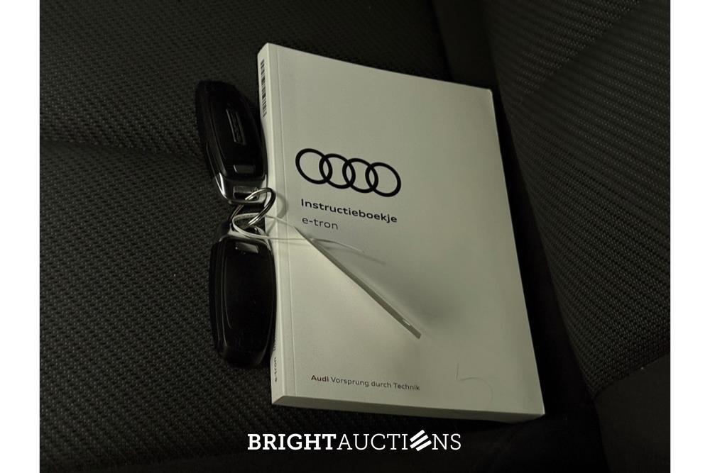 Audi e-tron 55 Advanced edition Quattro 95 kWh 408pk 2021 (Origineel-NL), N-537-VD