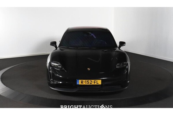 Porsche Taycan 4S Performance 84 kWh 489pk 2020, R-152-FL