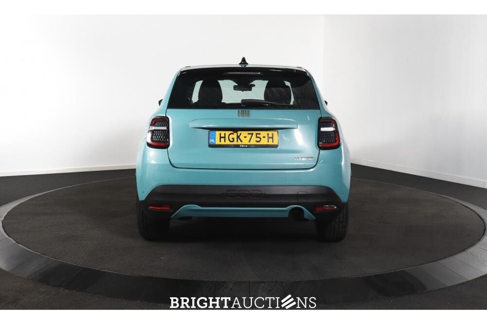 Fiat 600 Hybrid Urban 1.2 100pk 2025 (Origineel-NL), HGK-75-H