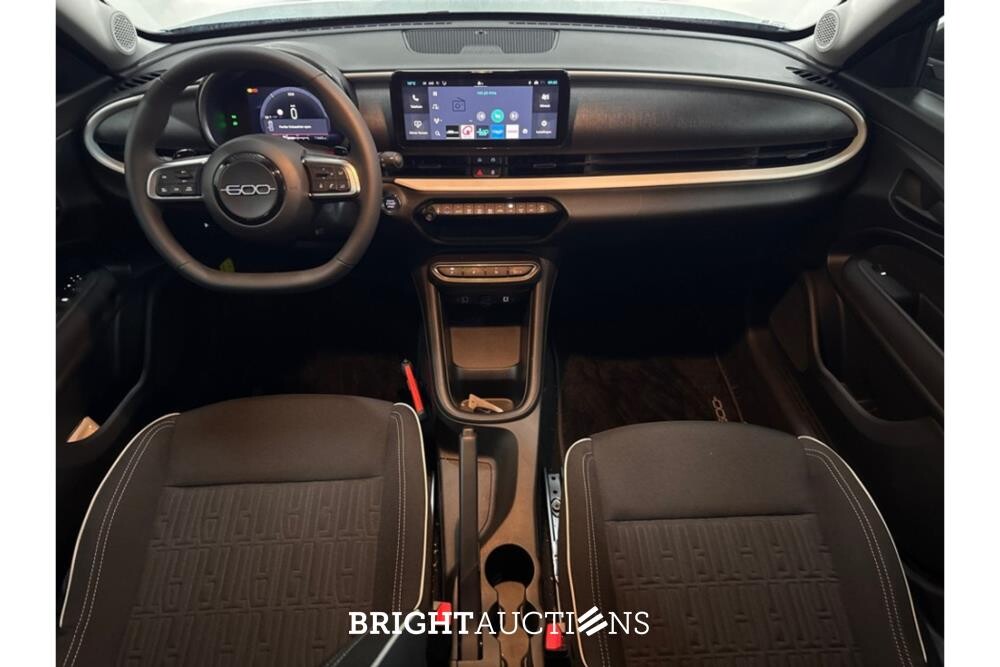 Fiat 600 Hybrid Urban 1.2 100pk 2025 (Origineel-NL), HGK-75-H