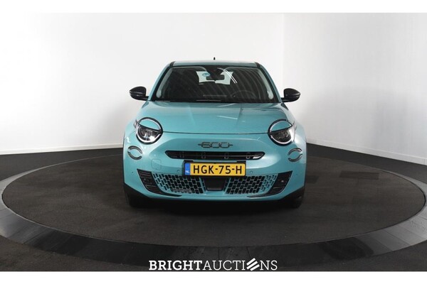 Fiat 600 Hybrid Urban 1.2 100pk 2025 (Origineel-NL), HGK-75-H