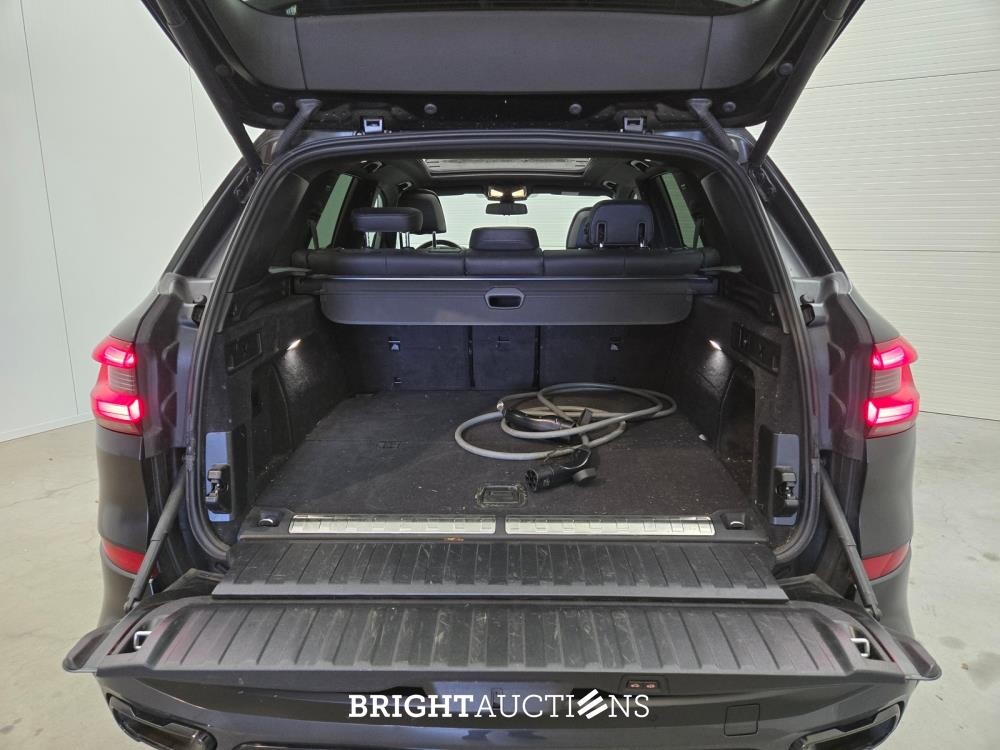 BMW X5 High Executive xDrive 398pk 2022 (Origineel-NL), R-138-HD