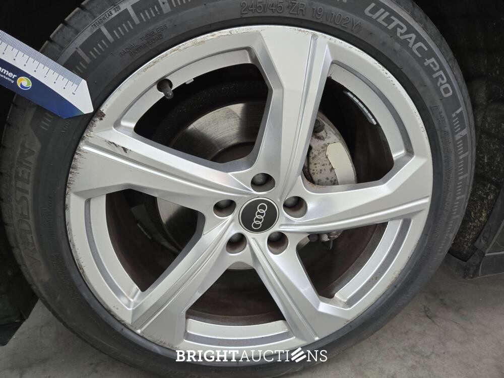 Audi A6 Limousine 40 S edition TDI 204pk 2021 (Origineel-NL), L-536-BT