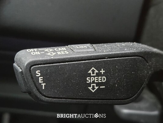 Audi A6 Limousine 40 S edition TDI 204pk 2021 (Origineel-NL), L-536-BT