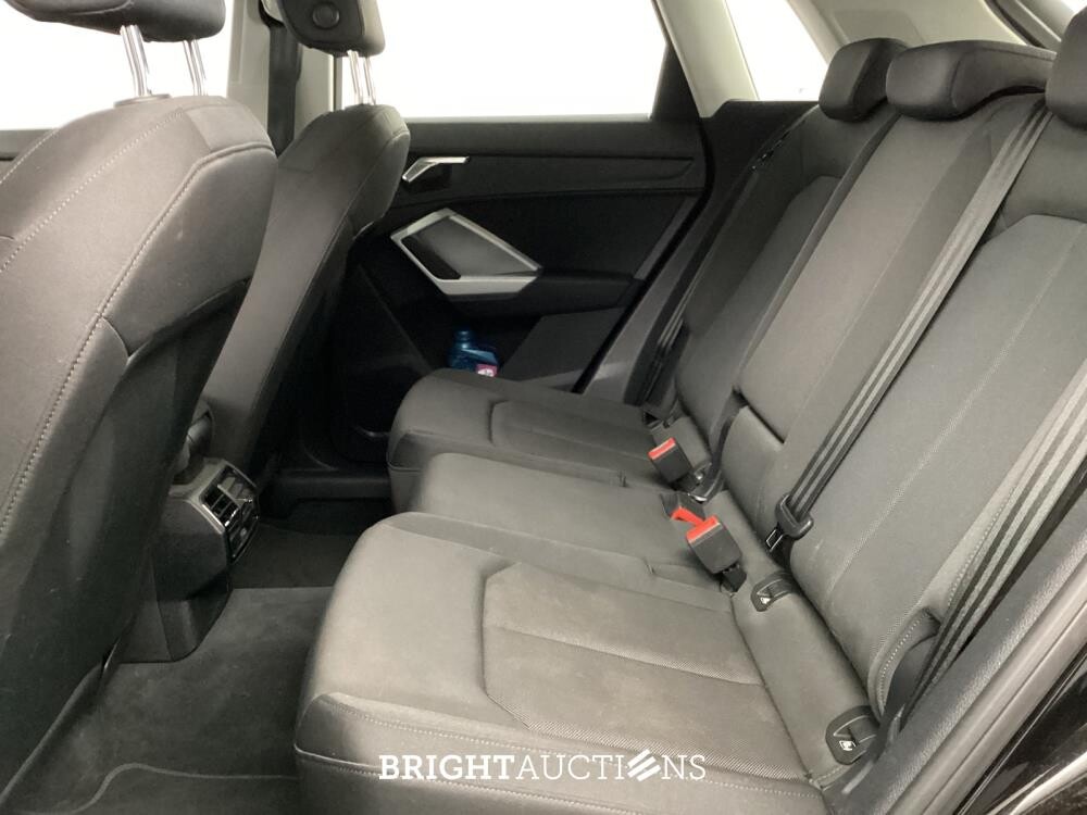 Audi Q3 35 Pro Line TFSI 150pk 2022 (Origineel-NL), P-461-LP