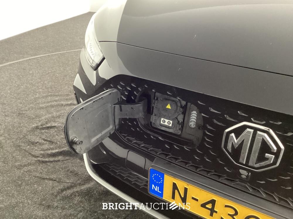 MG MG ZS EV EV Long Range Luxury 70 kWh 156pk 2021 (Origineel-NL), N-430-PS
