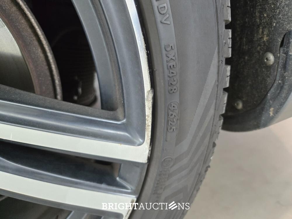 Volvo S90 T8 Inscription 2.0 AWD 303pk 2019, J-857-GG