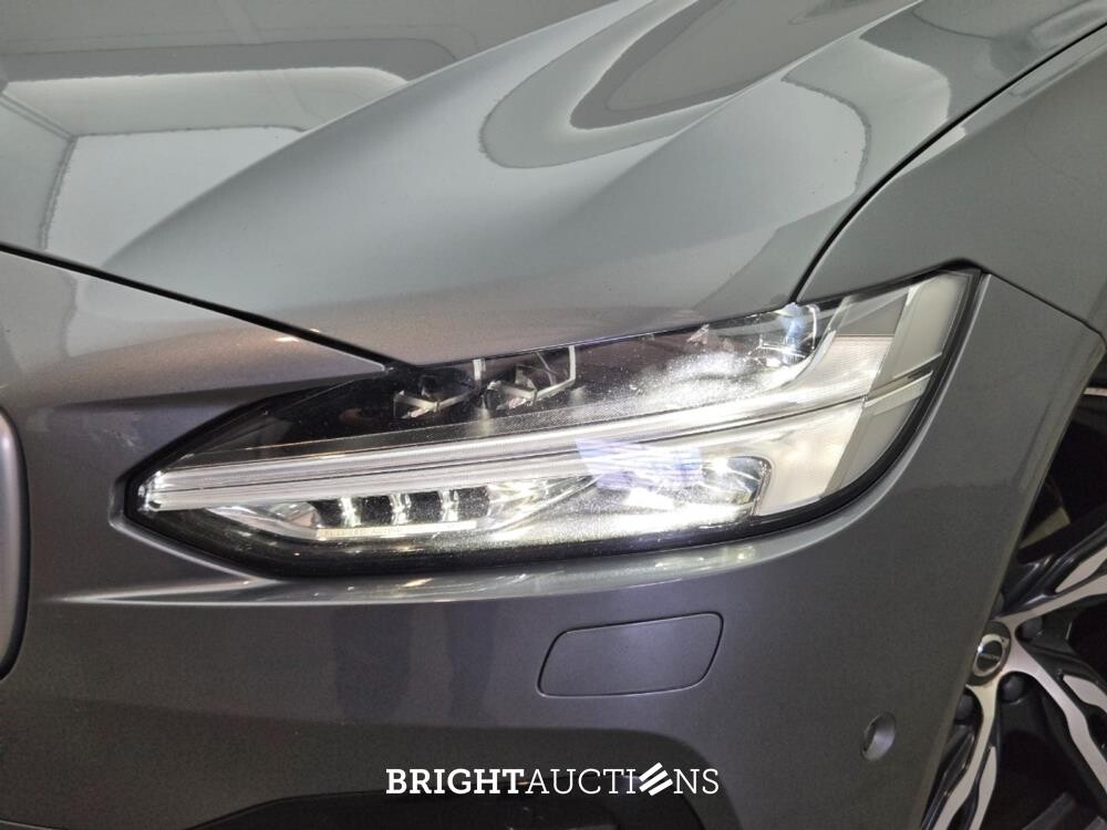 Volvo S90 T8 Inscription 2.0 AWD 303hp 2019, J-857-GG