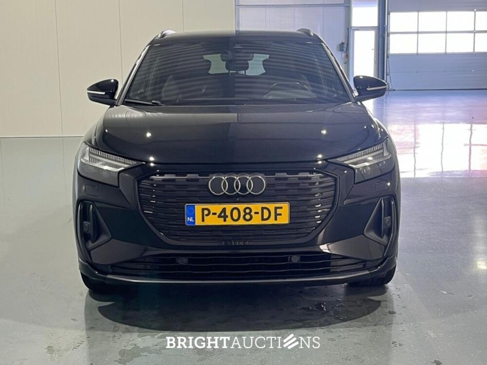 Audi Q4 e-tron 40 Launch edition S Competition 77 kWh 204pk 2022 (Origineel-NL), P-408-DF