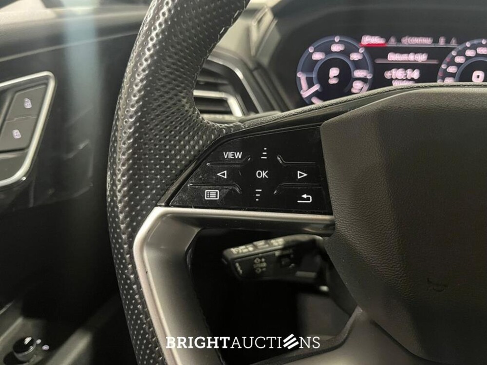 Audi Q4 e-tron 40 Launch edition S Competition 77 kWh 204pk 2022 (Origineel-NL), P-408-DF