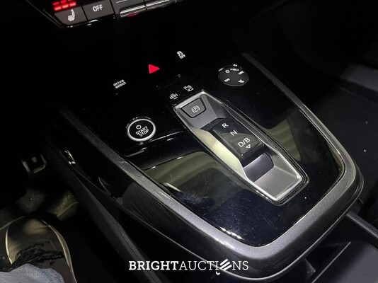 Audi Q4 e-tron 40 Launch edition S Competition 77 kWh 204pk 2022 (Origineel-NL), P-408-DF