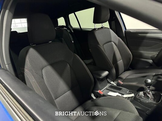 Ford FOCUS Wagon Hybrid ST-Line 1.0 EcoBoost 125hp 2023 (Original-NL), X-936-DR
