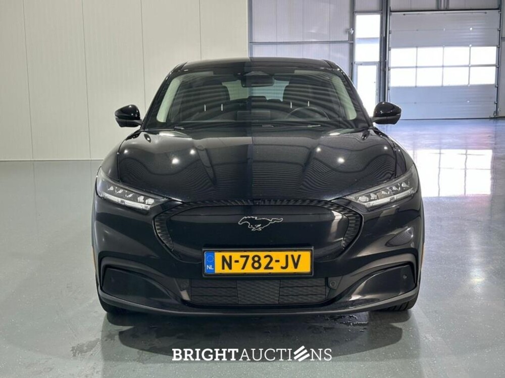 Ford Mustang Mach-E RWD 75 kWh 269pk 2021 (Origineel-NL), N-782-JV
