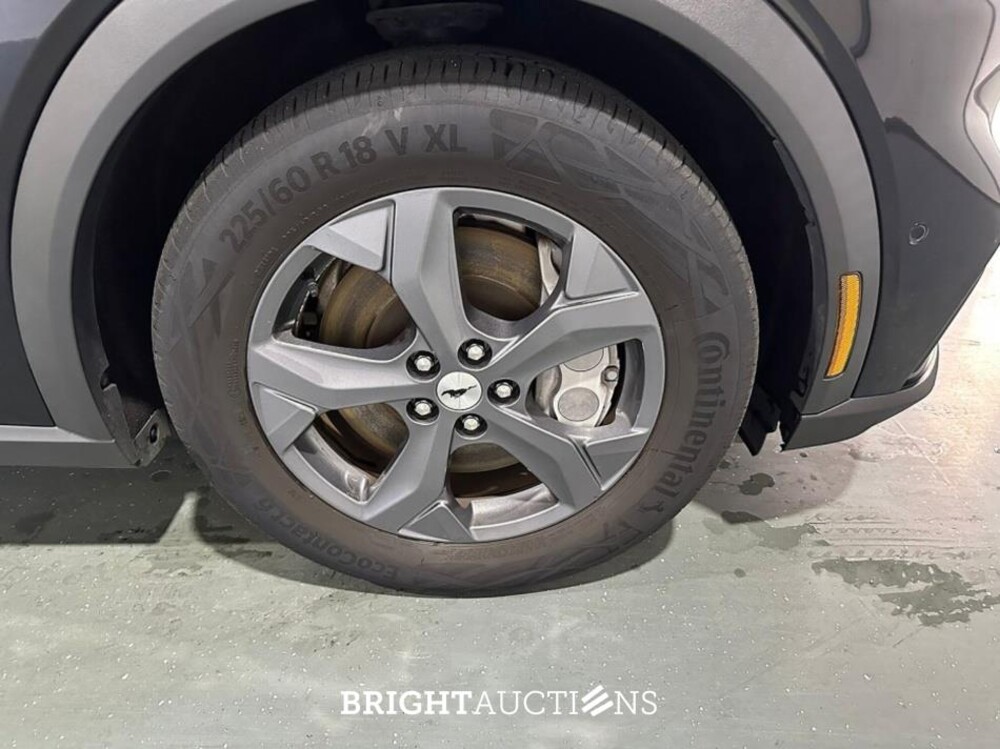 Ford Mustang Mach-E RWD 75 kWh 269pk 2021 (Origineel-NL), N-782-JV