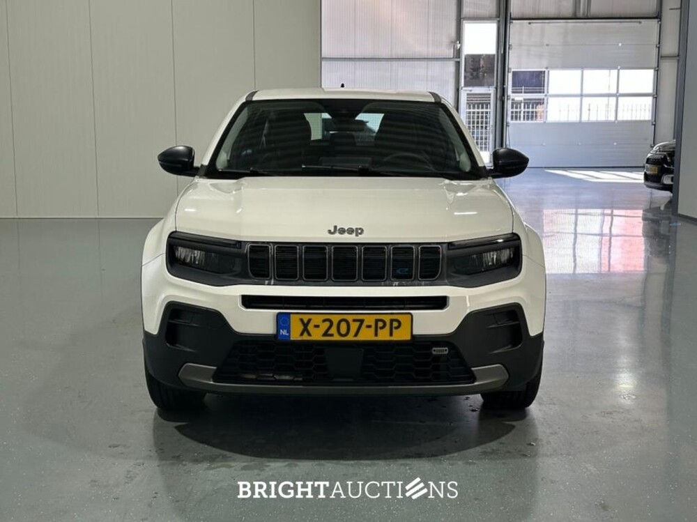 Jeep Avenger Longitude 54 kWh 156pk 2024 (Origineel-NL), X-207-PP