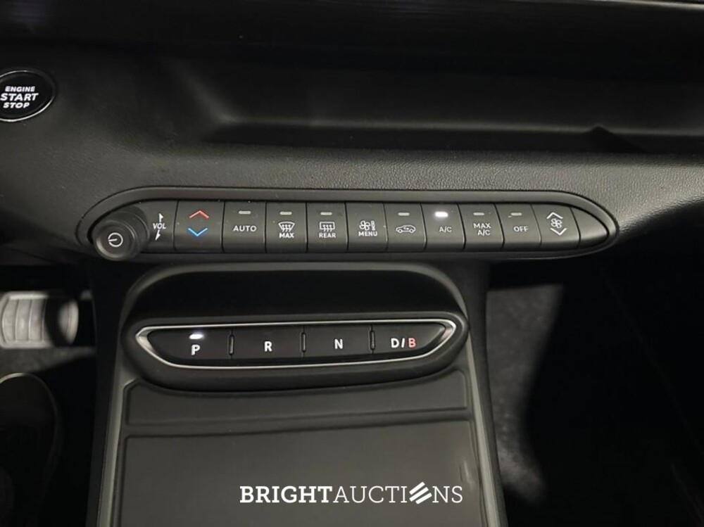 Jeep Avenger Longitude 54 kWh 156pk 2024 (Origineel-NL), X-207-PP