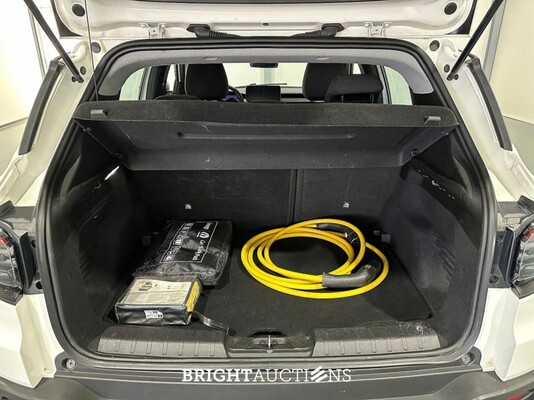 Jeep Avenger Longitude 54 kWh 156pk 2024 (Origineel-NL), X-207-PP