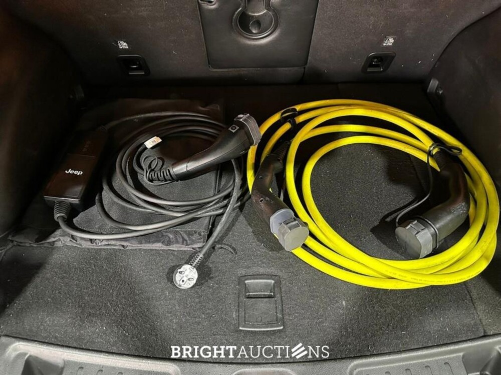 Jeep Compass 4xe 240 Plug-in Hybrid Elektro S 307PS 2022, GPX-24-B