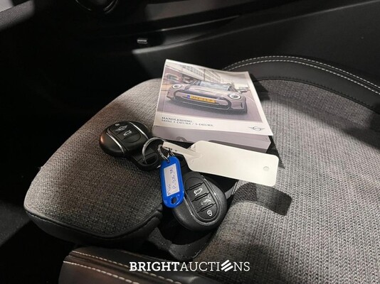 MINI Mini Cooper Business Edition 1.5 136pk 2022 (Origineel-NL), P-926-FN