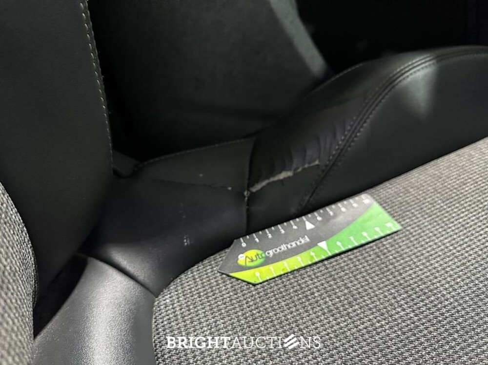 Peugeot 3008 Blue Lease Premium 1.2 PureTech 131pk 2020 (Origineel-NL), H-973-HN