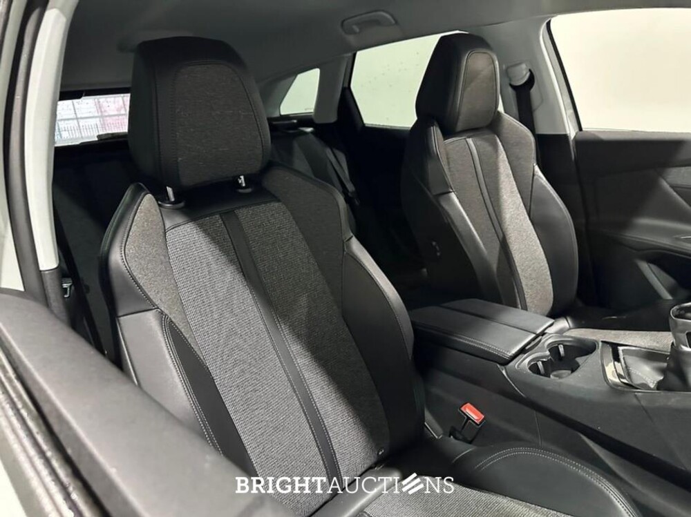 Peugeot 3008 Blue Lease Premium 1.2 PureTech 131pk 2020 (Origineel-NL), H-973-HN