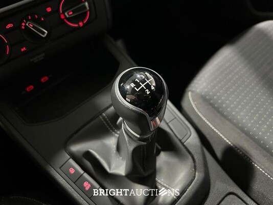 SEAT Ibiza MPI 1.0 80pk 2022, R-152-FB