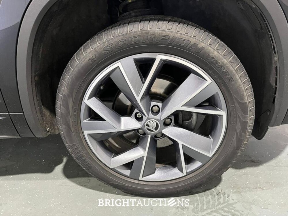 Škoda Kodiaq Sportline Business 1.5 TSI 150hp 2021 (Original-NL), L-270-FG