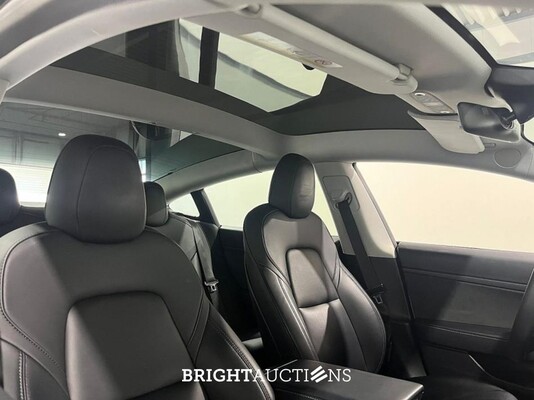Tesla Model 3 Standard RWD Plus 60 kWh 238pk 2021 (Origineel-NL), K-915-VR