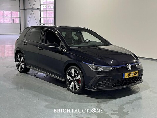 Volkswagen Golf eHybrid GTE 1.4 258hp 2021 (Original-NL), L-820-GR