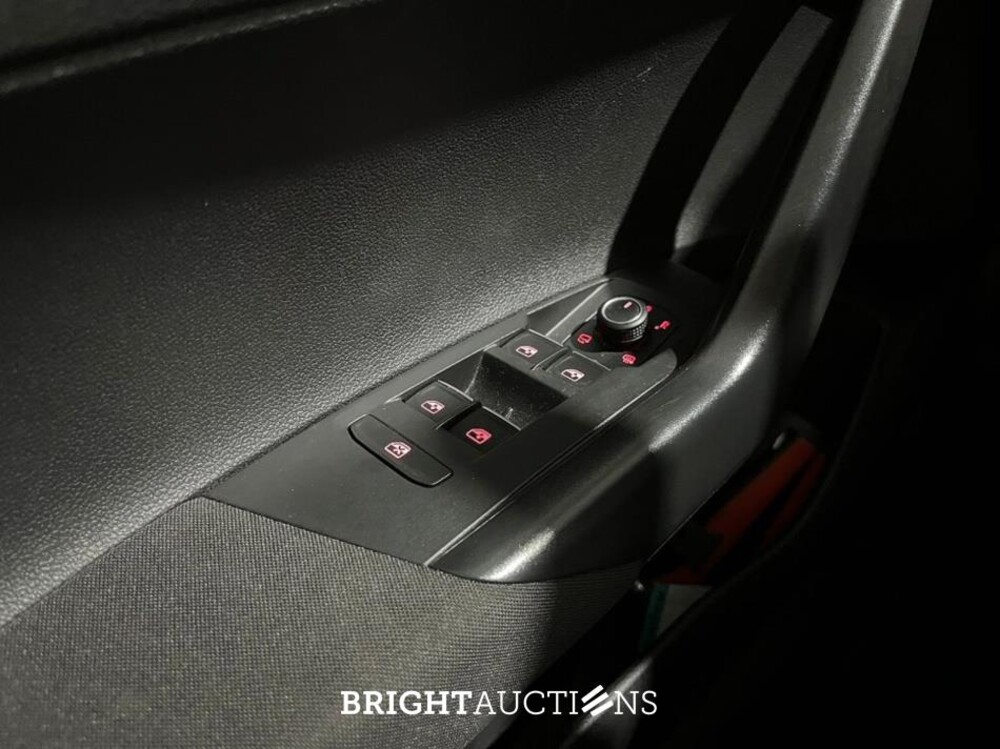 Volkswagen Polo Highline 1.0 TSI 116pk 2019 (Origineel-NL), XT-082-P