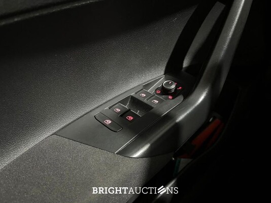 Volkswagen Polo Highline 1.0 TSI 116pk 2019 (Origineel-NL), XT-082-P