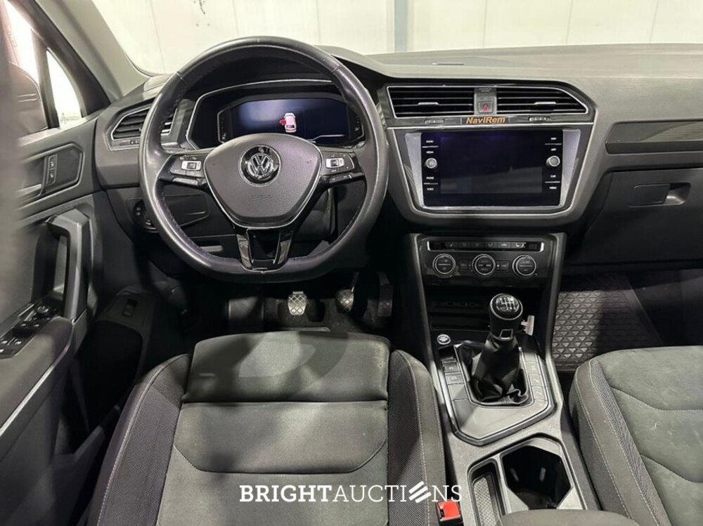 Volkswagen Tiguan Comfortline Business 1.5 TSI 131pk 2020 (Origineel-NL), H-488-PB