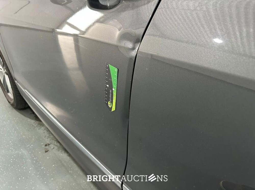 Volkswagen Tiguan Comfortline Business 1.5 TSI 131pk 2020 (Origineel-NL), H-488-PB