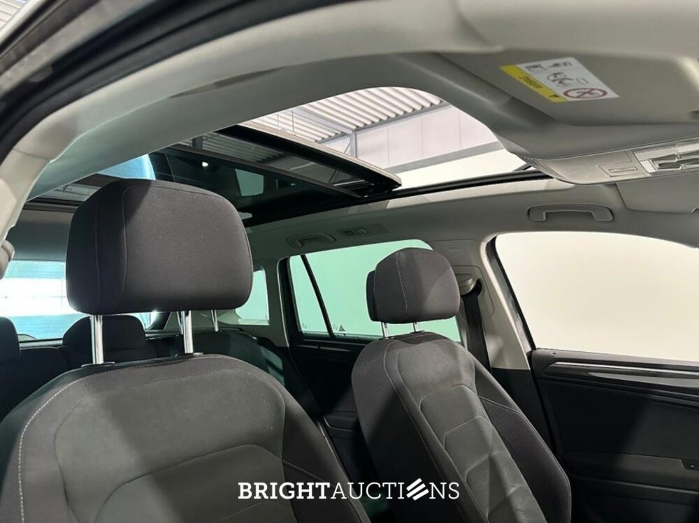 Volkswagen Tiguan Comfortline Business 1.5 TSI 131pk 2020 (Origineel-NL), H-488-PB