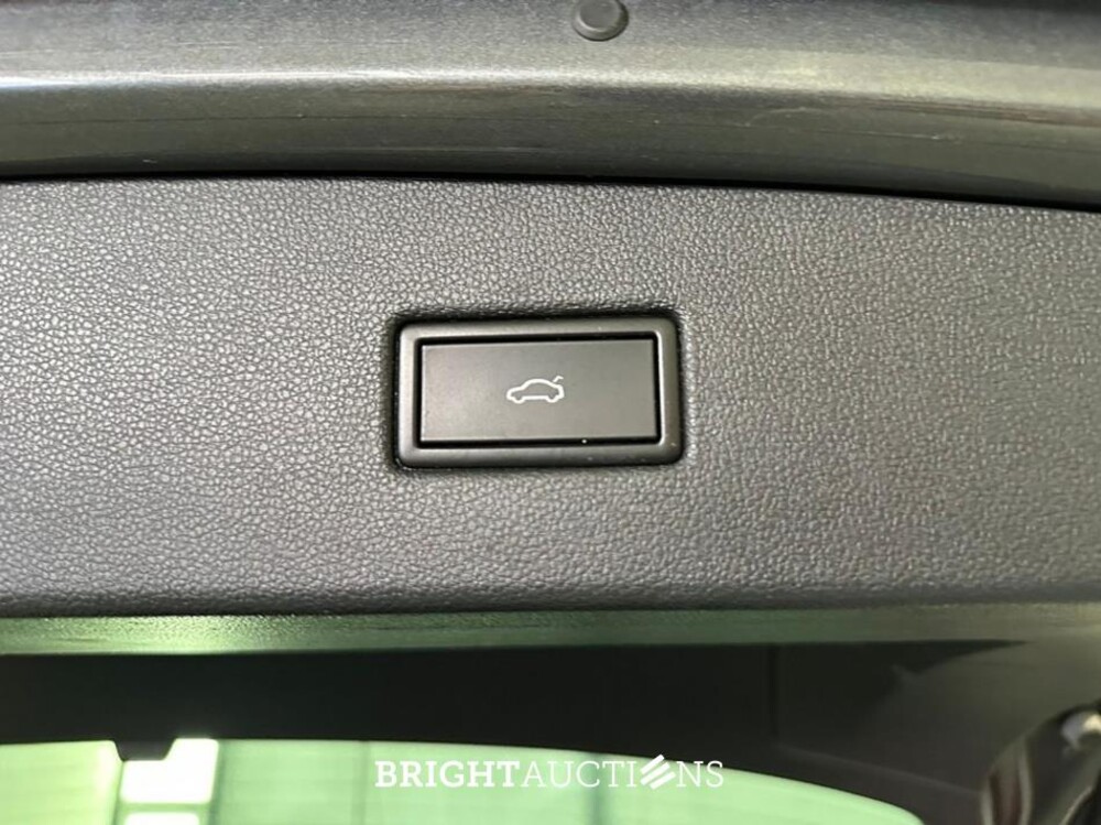 Volkswagen Tiguan Comfortline Business 1.5 TSI 131pk 2020 (Origineel-NL), H-488-PB