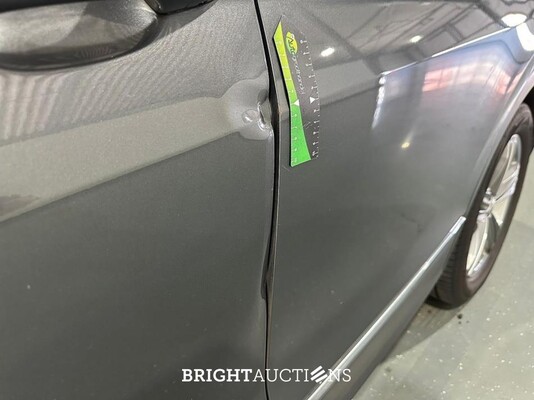 Volkswagen Tiguan Comfortline Business 1.5 TSI 131pk 2020 (Origineel-NL), H-488-PB