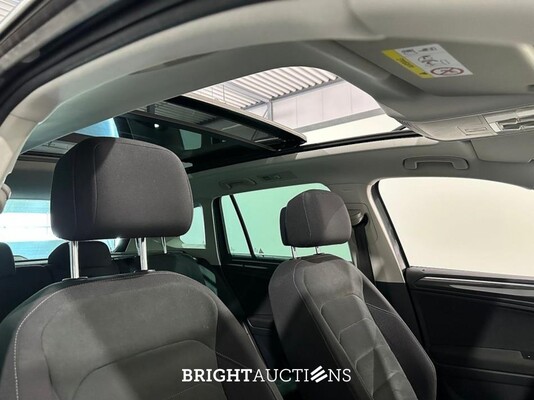 Volkswagen Tiguan Comfortline Business 1.5 TSI 131pk 2020 (Origineel-NL), H-488-PB