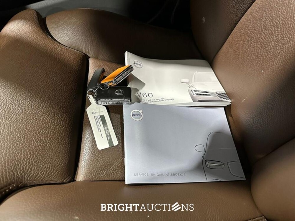 Volvo V60 B3 Inscription 2.0 163pk 2021 (Origineel-NL), K-020-SZ