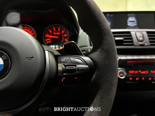 BMW M135i xDrive 320pk 2013 (Origineel-NL) 5-serie F20, 9-KHH-43