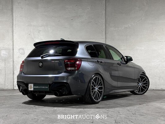 BMW M135i xDrive 320pk 2013 (Origineel-NL) 5-serie F20, 9-KHH-43